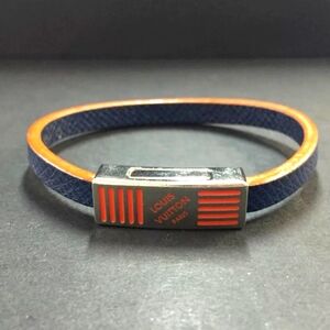 Louis Vuitton Taiga Leather Edge It Bracelet